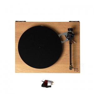 REGA P3 - Planar 3 Turntable